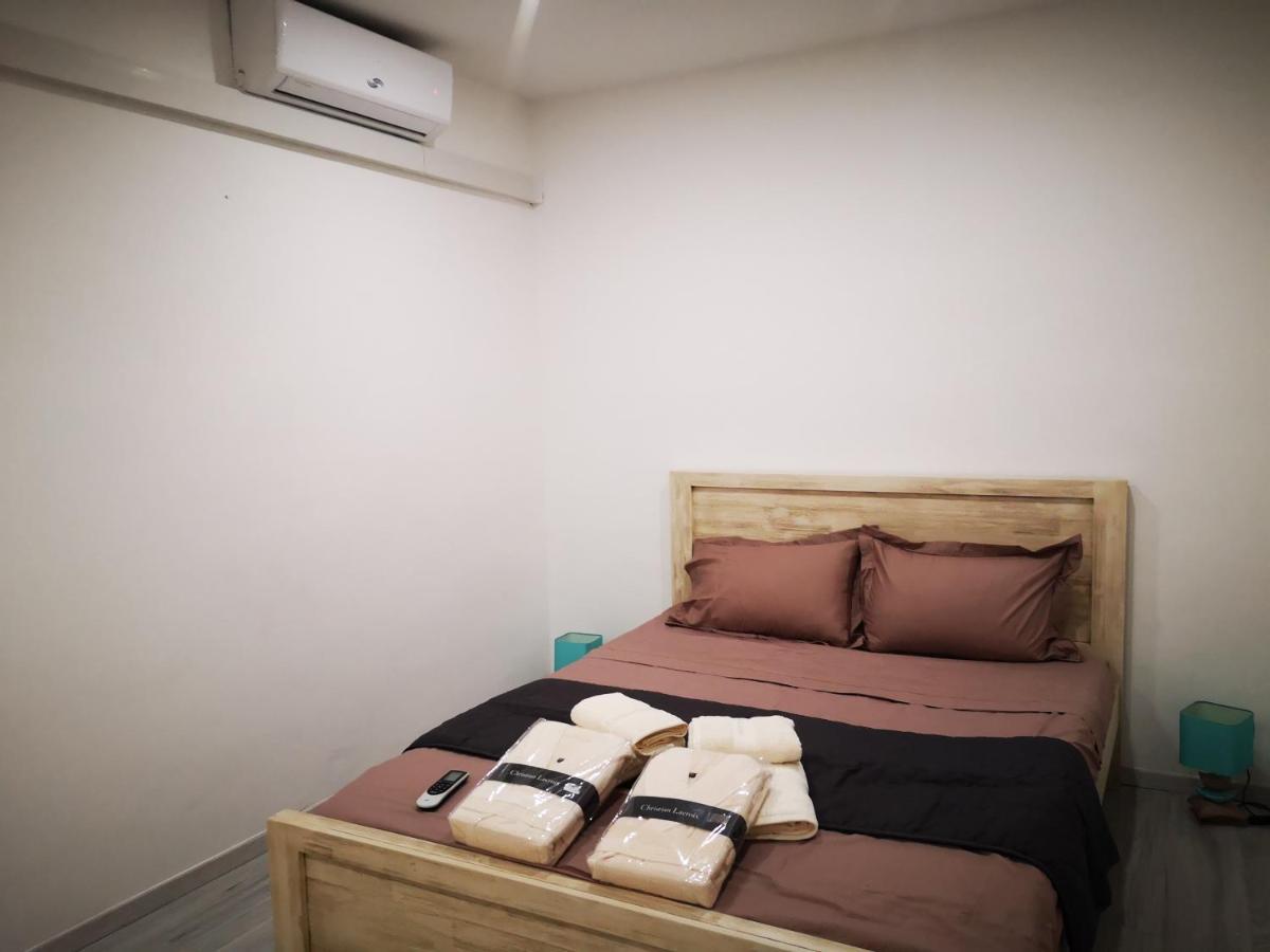 Appartement Saint Gilles Les Bains Exteriér fotografie
